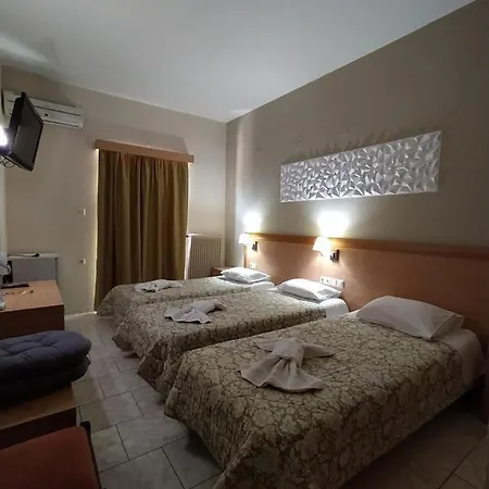 Hotel Plaz Hotel