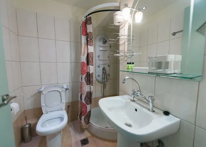 Plaz Селианитика